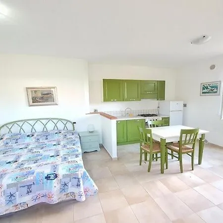Ombra Verde Resort Rooms & Apartments *
