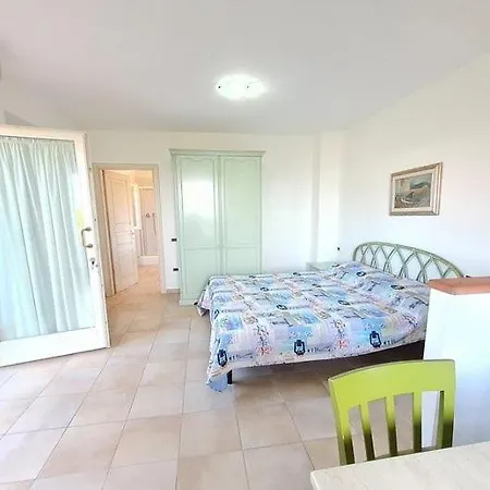 Ombra Verde Resort Rooms & Apartments
